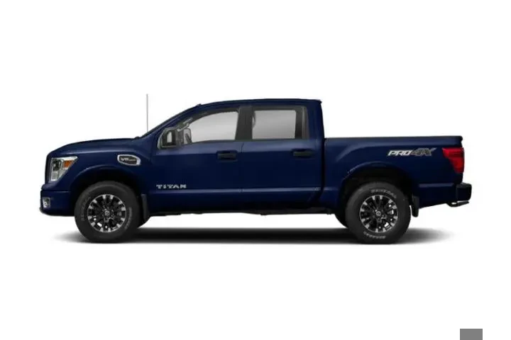 $27995 : Nissan Titan 2019 4x4 S 4dr image 2