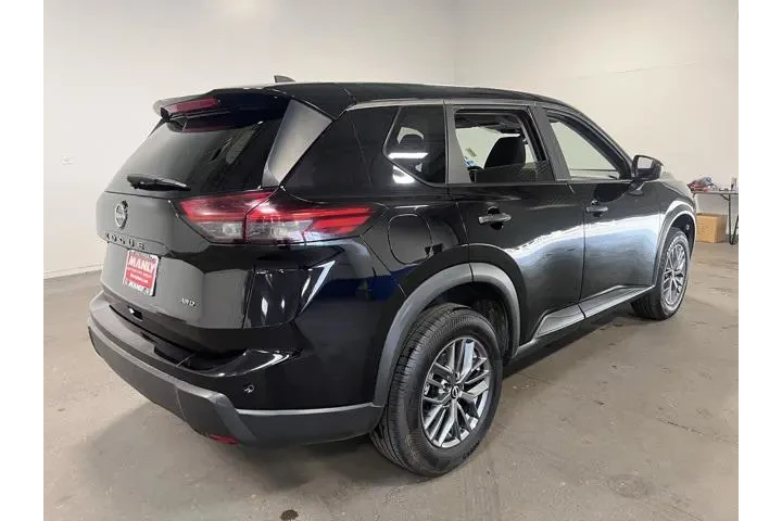 $19622 : Nissan Rogue 2024 AWD S 4dr image 3