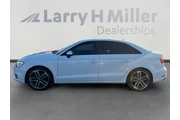 $17117 : Audi A3 2018 AWD 2.0T quattr thumbnail