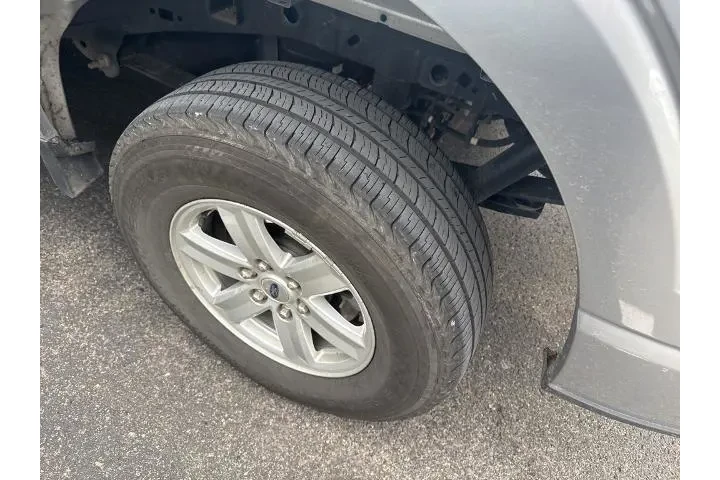 $34998 : Ford F-150 2022 4x4 XL 4dr S image 9