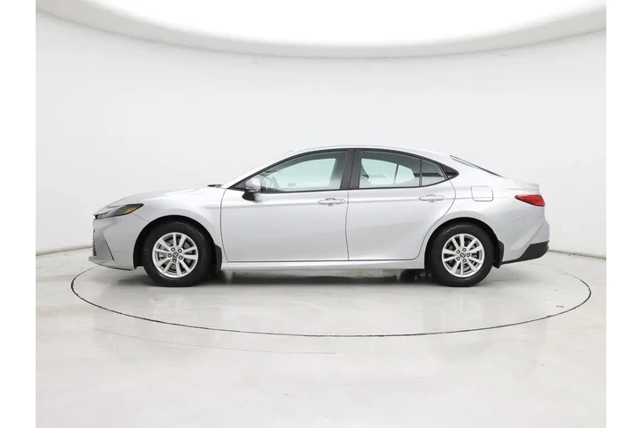 $29998 : Toyota Camry 2025 LE 4dr Sed image 3