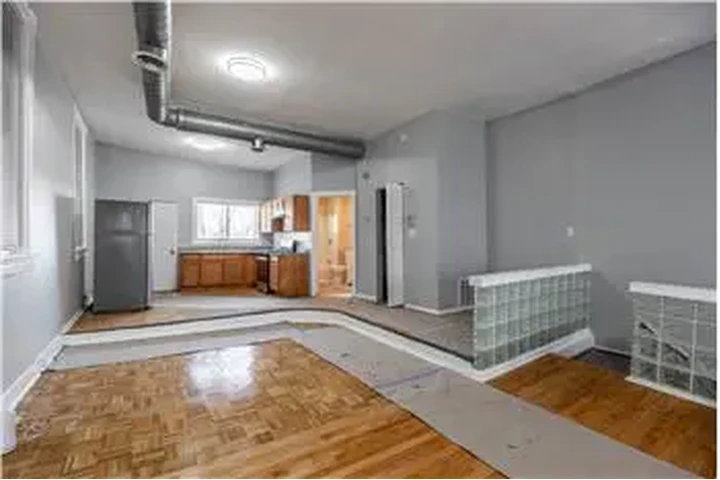 $1795 : Rental property with 0 bedro image 5