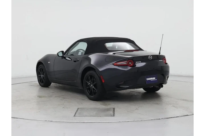 $26998 : Mazda MX-5 Miata 2024 Sport image 2