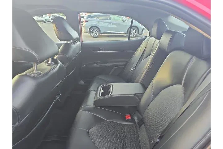 $29995 : Toyota Camry Hybrid 2024 XSE image 8