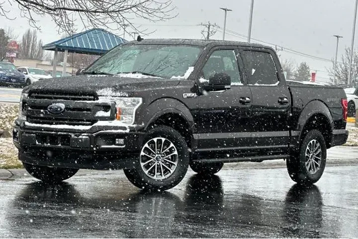 $29995 : Ford F-150 2019 4x4 XLT 4dr image 1