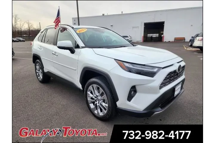 $34499 : Toyota RAV4 2023 AWD Limited image 1