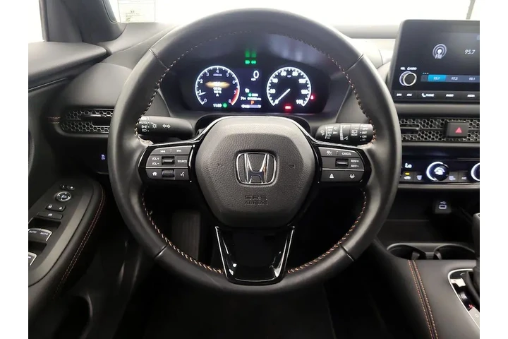 $27998 : Honda HR-V 2025 AWD Sport 4d image 10
