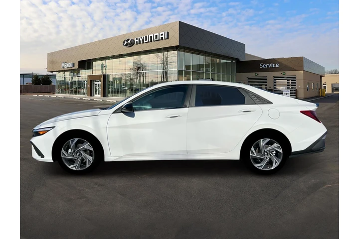 $24423 : Hyundai ELANTRA 2025 SEL Spo image 3