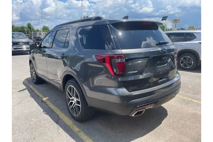 $20990 : Ford Explorer 2017 AWD Sport image 10