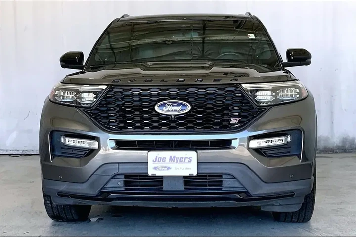 $26290 : Ford Explorer 2020 AWD ST 4d image 2