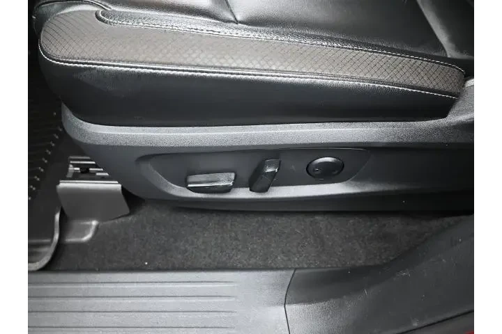 $23895 : Nissan Pathfinder 2022 SL 4d image 7