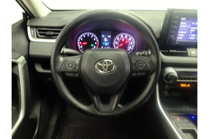 $26998 : Toyota RAV4 2022 XLE 4dr SUV image 10