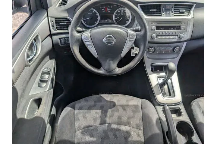 $5597 : Nissan Sentra 2013 S 4dr Sed image 10