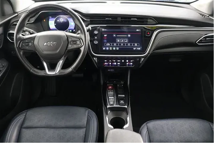 $16999 : Chevrolet Bolt EUV 2023 LT 4 image 2