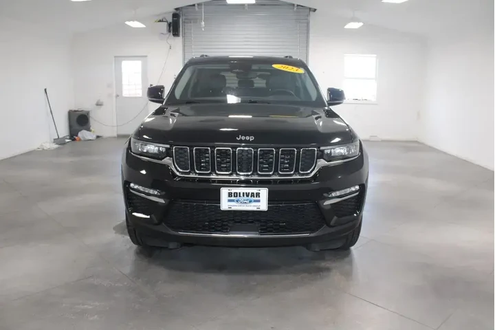 $26000 : Jeep Grand Cherokee 2023 4x2 image 3