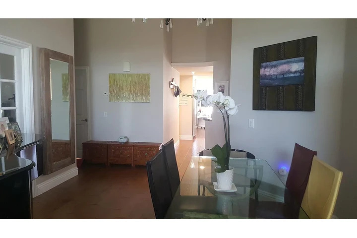$1850 : Southern exposure with 3 bed 2 image 7