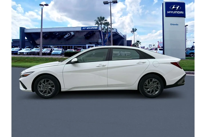 $19264 : Hyundai ELANTRA 2024 SEL 4dr image 3