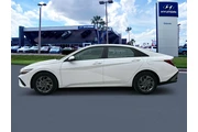 $19264 : Hyundai ELANTRA 2024 SEL 4dr thumbnail