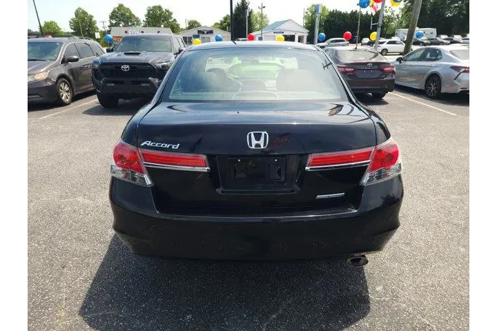 $14951 : Honda Accord 2012 SE 4dr Sed image 5
