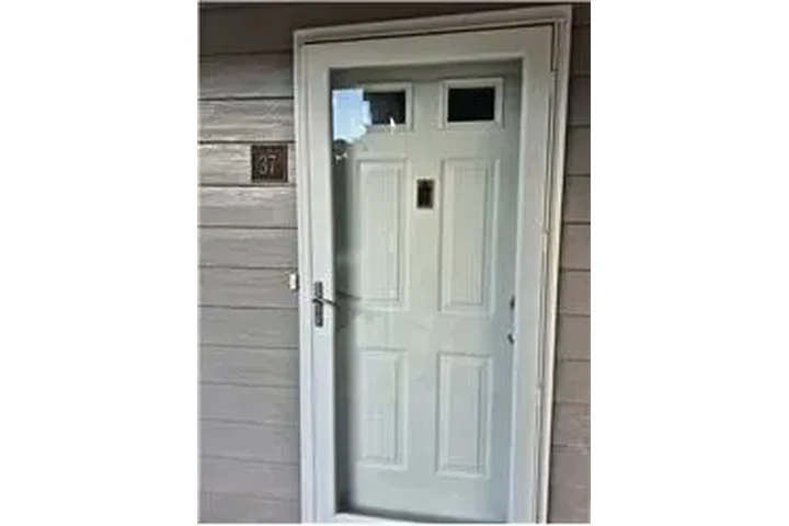 $1795 : Rental property with 2 bedro image 1