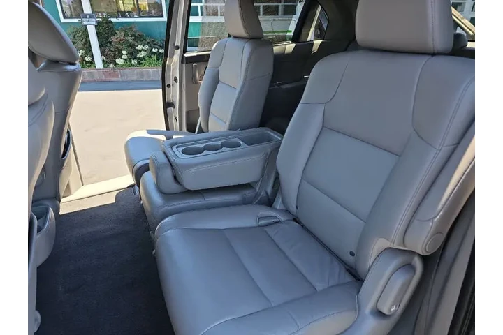 $13995 : 2011 Odyssey EX-L w/DVD image 6