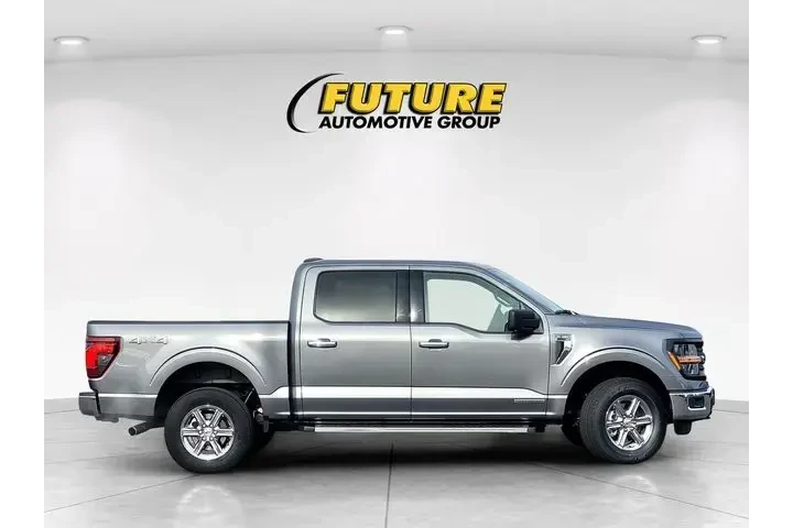 $39888 : Ford F-150 2024 4x4 XLT 4dr image 3