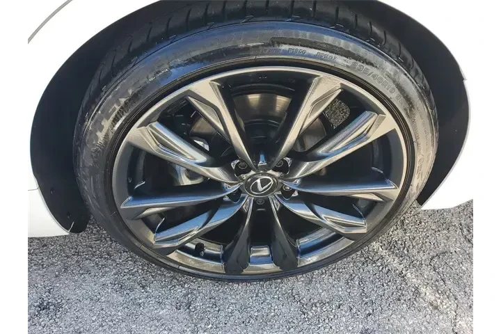 Lexus IS 350 2024 F SPORT De image 7