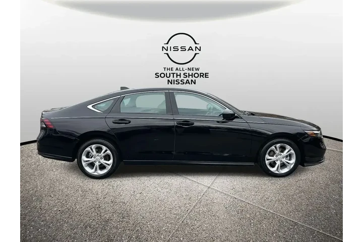 $23375 : Honda Accord 2025 LX 4dr Sed image 5