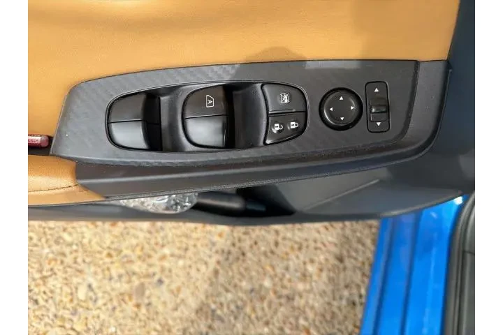 $19595 : Nissan Sentra 2023 SV 4dr Se image 9
