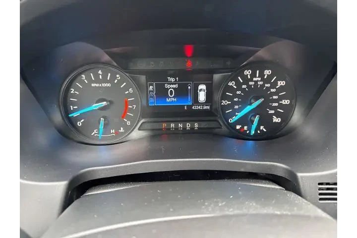 $20795 : Ford Explorer 2019 AWD XLT 4 image 5