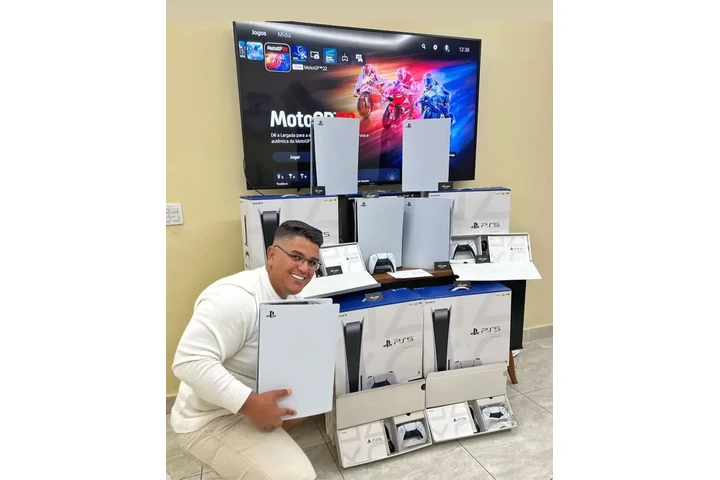 $400 : Sony PlayStation PS5 image 2