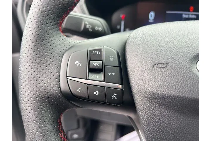 $23387 : Ford Escape 2024 AWD ST-Line image 9