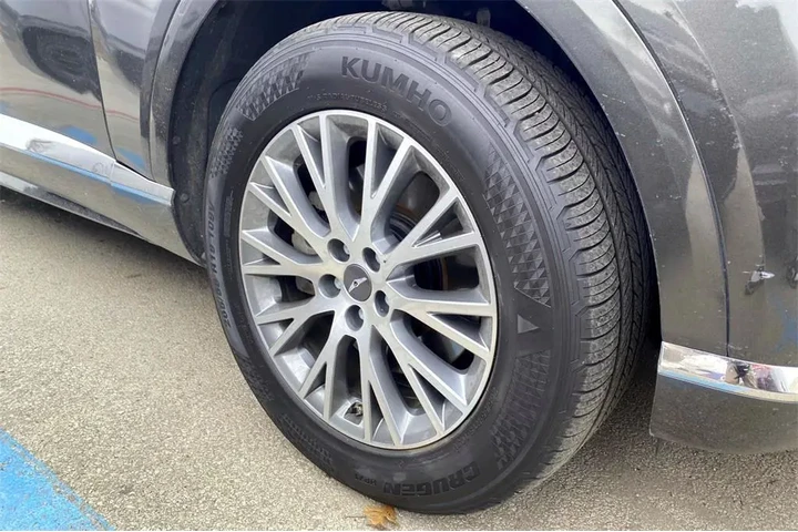 $39196 : Genesis GV80 2024 AWD 2.5T 4 image 2