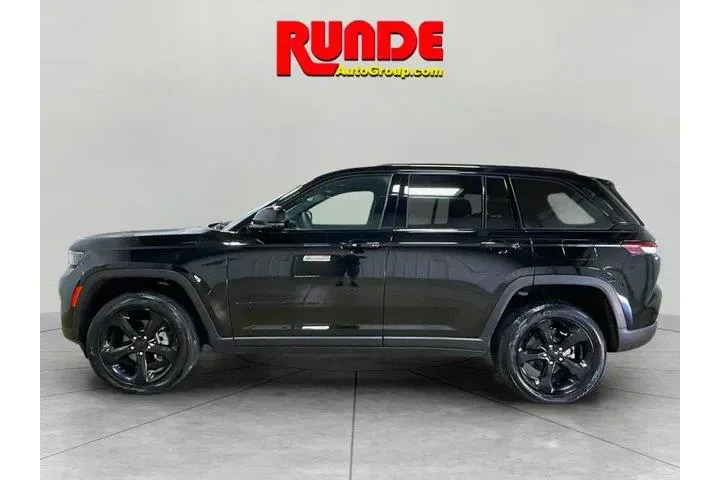 $37482 : Jeep Grand Cherokee 2024 4x4 image 2