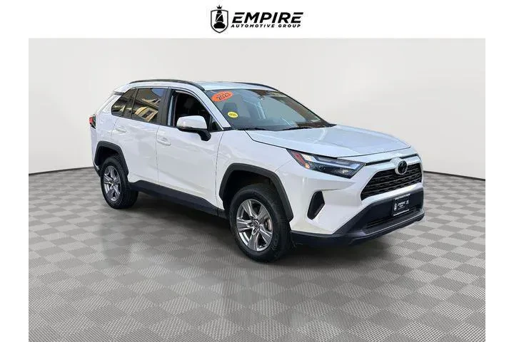 $23995 : Toyota RAV4 2023 XLE 4dr SUV image 1