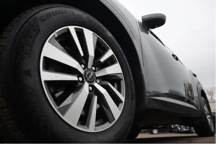 $35873 : Nissan Pathfinder 2025 AWD S image 9