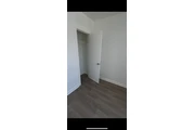 $2100 : Casa de renta thumbnail