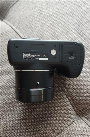 $400 : Panasonic digital camera and t image 3