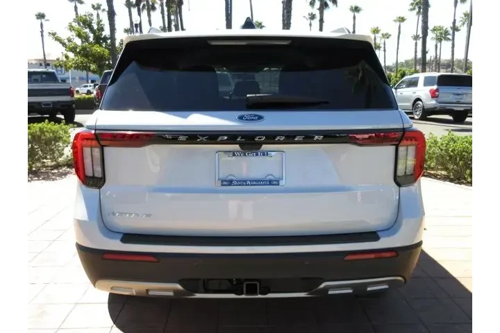 $38499 : Ford Explorer 2025 Active 4d image 3