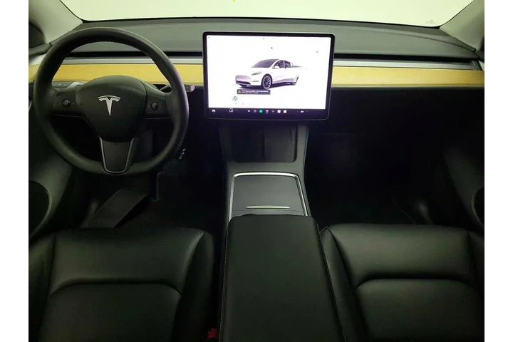 $33998 : Tesla Model Y 2023 AWD Long image 9