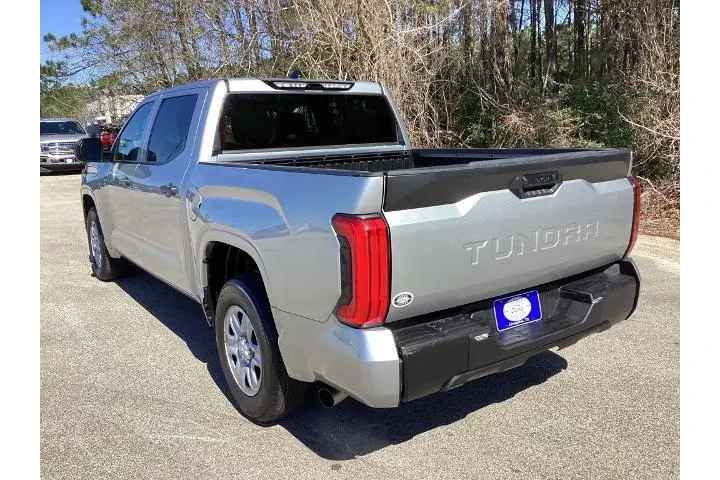 $29997 : Toyota Tundra 2022 4x2 SR 4d image 7