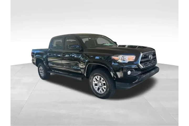 $22487 : Toyota Tacoma 2017 4x2 TRD O image 2
