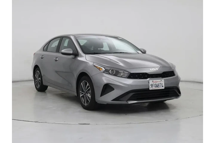 $18998 : Kia Forte 2023 LXS 4dr Sedan image 1