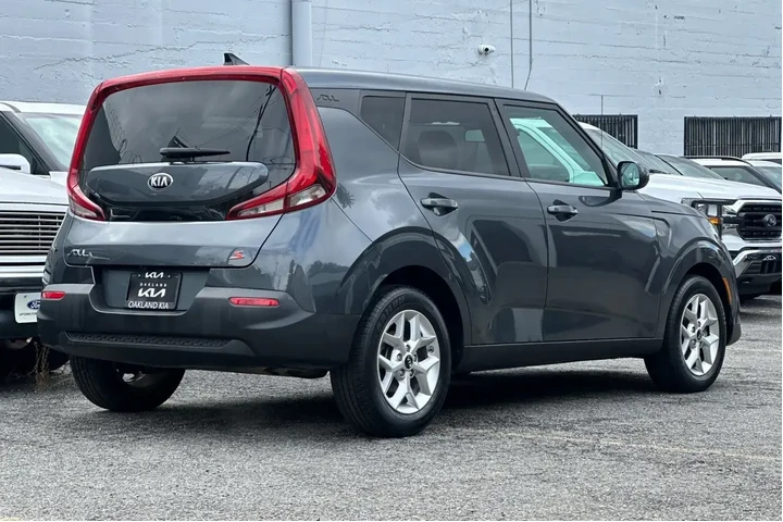 $10995 : Kia Soul 2021 S 4dr Crossove image 4