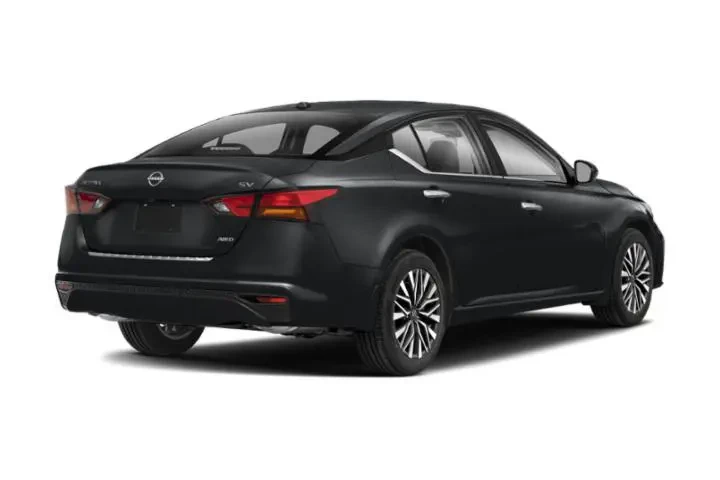 $21997 : Nissan Altima 2024 2.5 SV 4d image 3