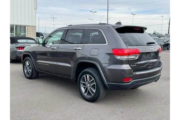 $8800 : Jeep Grand Cherokee 2018 4x4 image 5