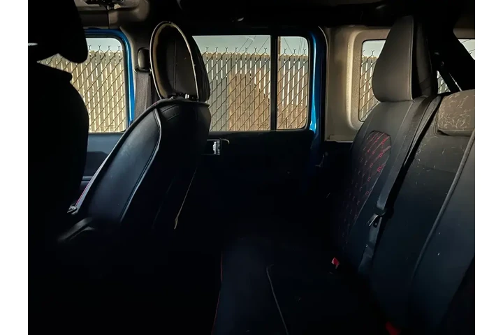 $36487 : Jeep Wrangler Unlimited 2021 image 7