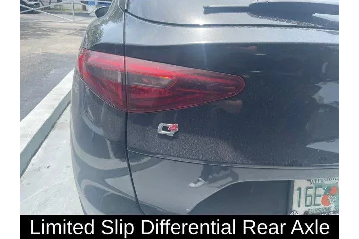 $24000 : Alfa Romeo Stelvio 2022 AWD image 7