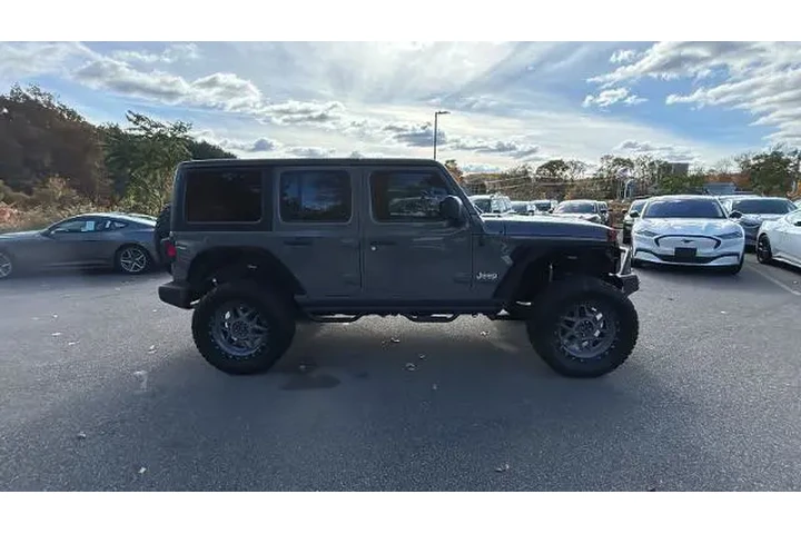 $28000 : Jeep Wrangler Unlimited 2018 image 6