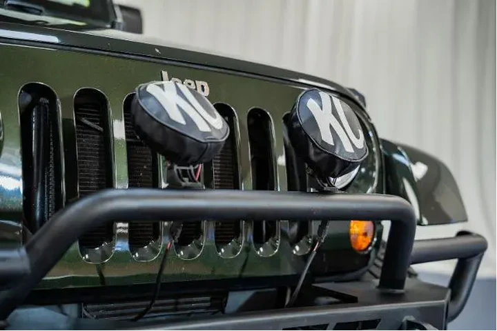 $15000 : Jeep Wrangler Unlimited 2011 image 7